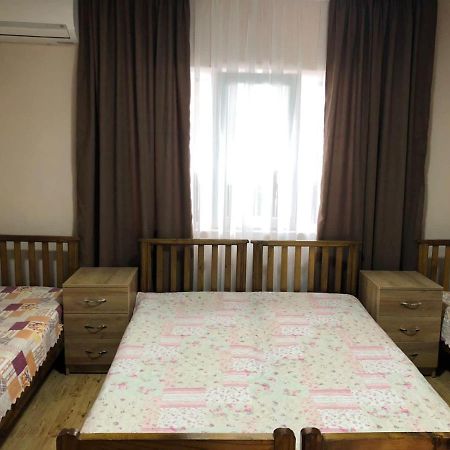 Guest House Kobuleti #788 מראה חיצוני תמונה