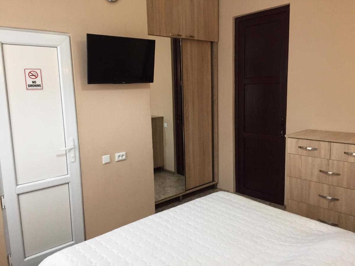 Guest House Kobuleti #788 מראה חיצוני תמונה