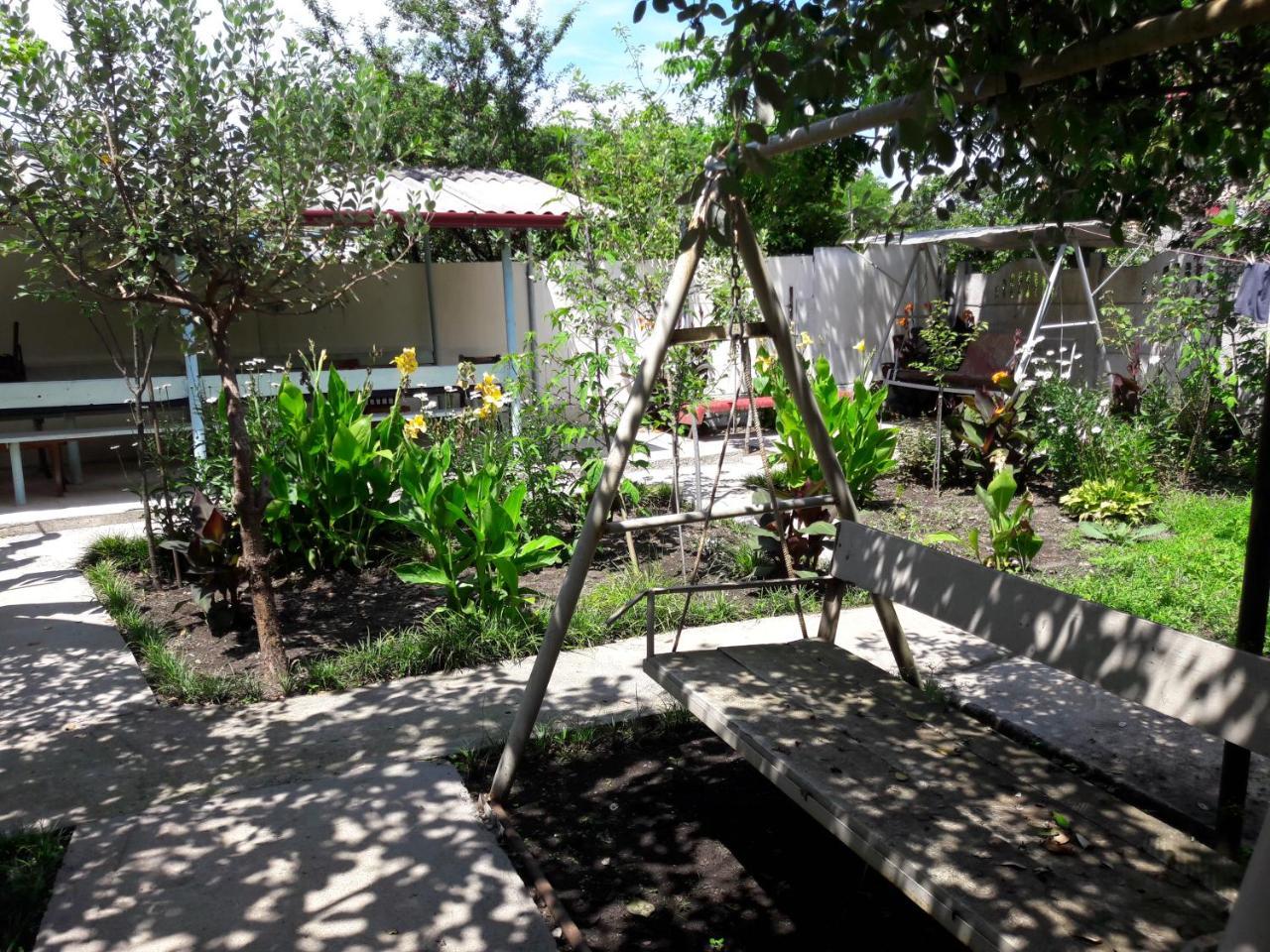 Guest House Kobuleti #788 מראה חיצוני תמונה
