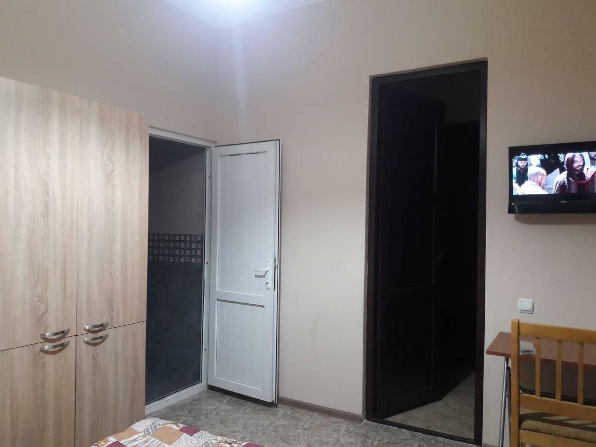 Guest House Kobuleti #788 מראה חיצוני תמונה