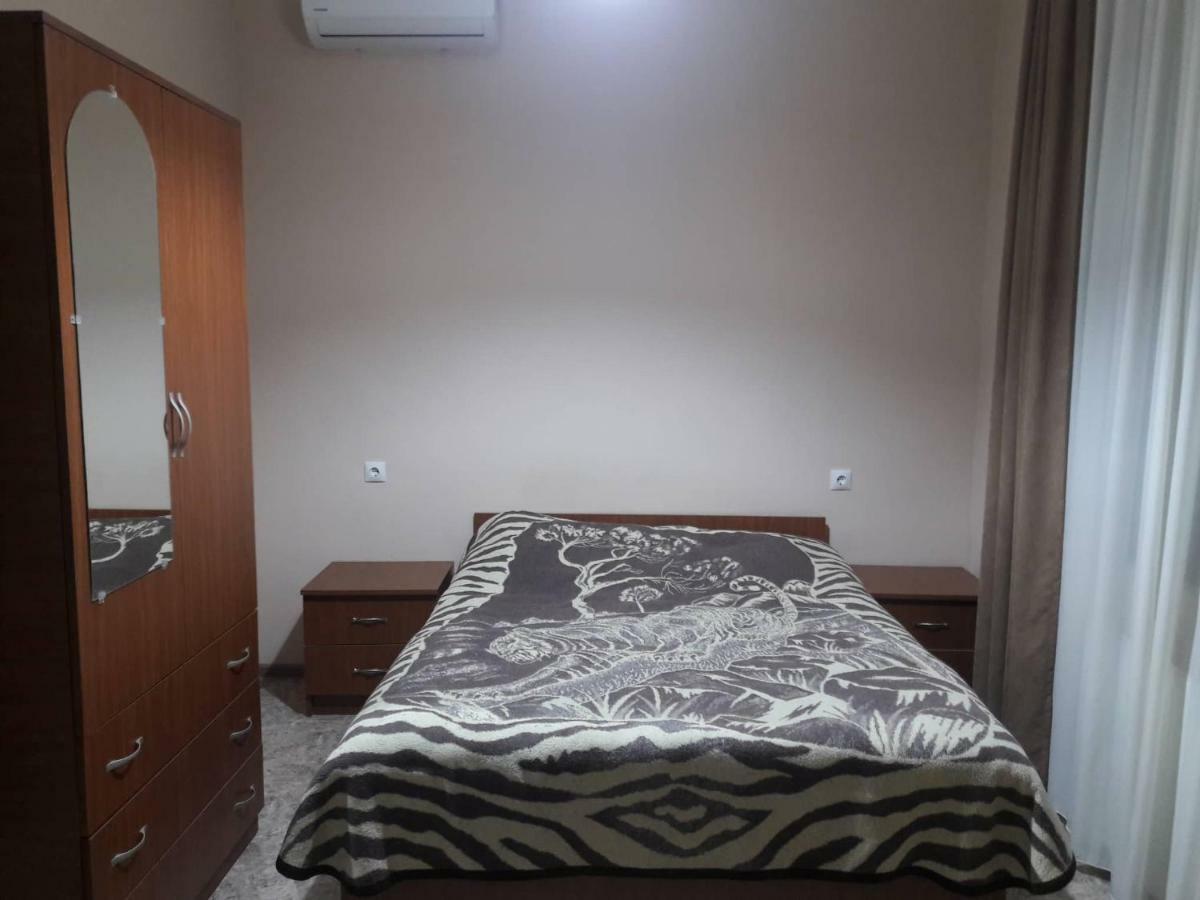 Guest House Kobuleti #788 מראה חיצוני תמונה