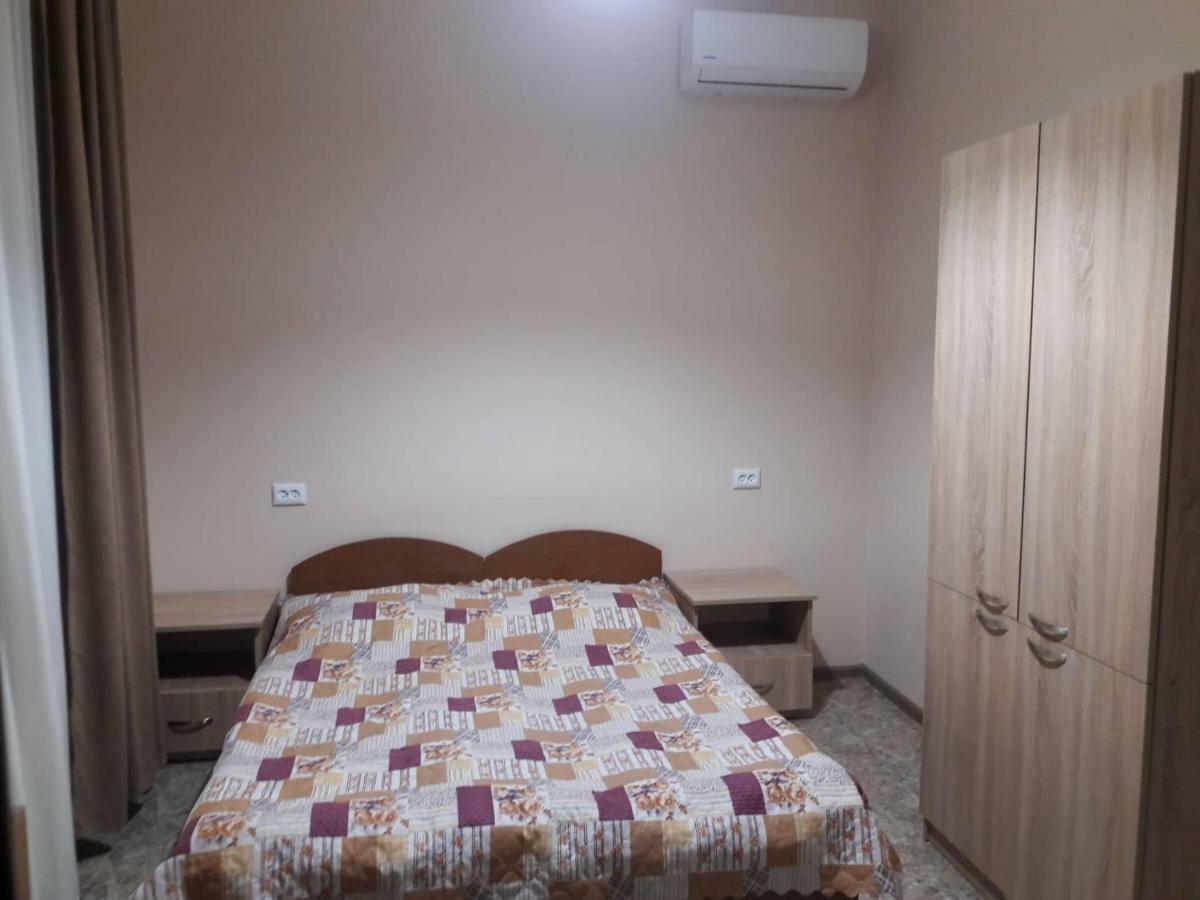 Guest House Kobuleti #788 מראה חיצוני תמונה